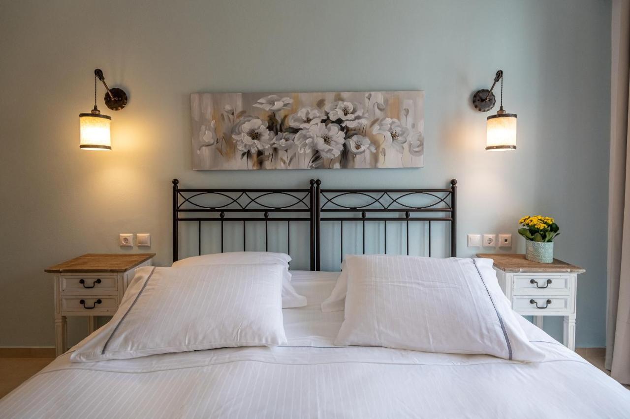 Niriides Luxury Studios Astypalaia ภายนอก รูปภาพ