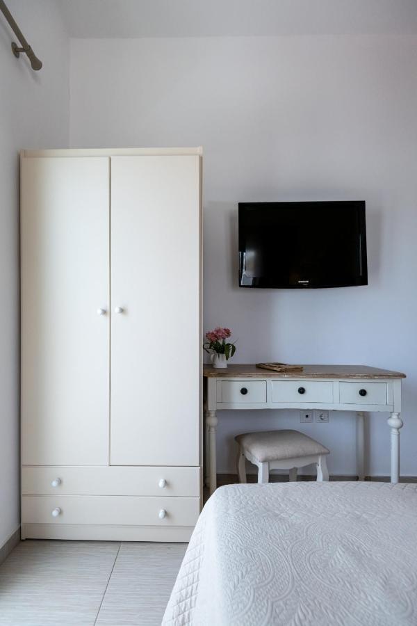 Niriides Luxury Studios Astypalaia ภายนอก รูปภาพ