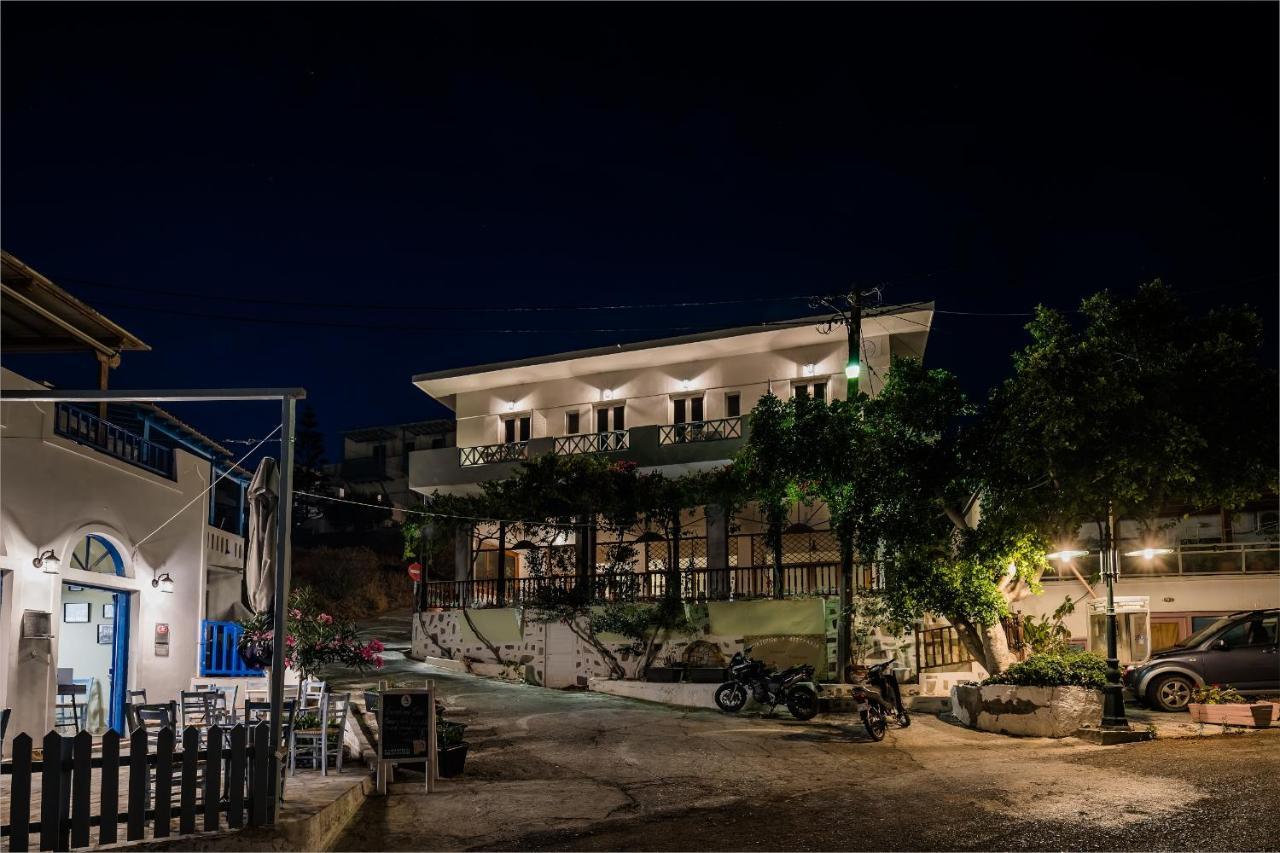 Niriides Luxury Studios Astypalaia ภายนอก รูปภาพ
