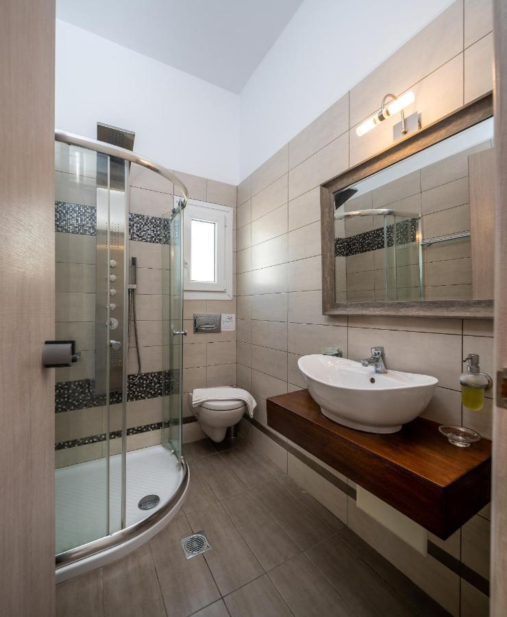 Niriides Luxury Studios Astypalaia ภายนอก รูปภาพ
