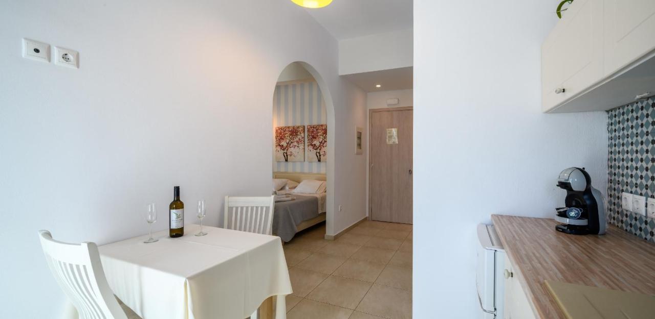 Niriides Luxury Studios Astypalaia ภายนอก รูปภาพ